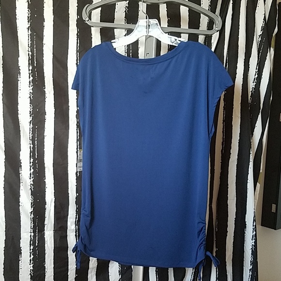 Blue Top - Picture 3 of 3